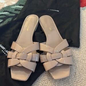 Worn once like new YSL flat tributes